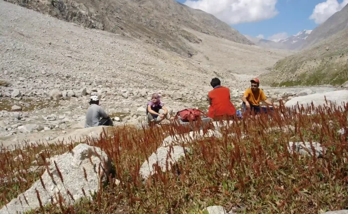 Trekkers chilling on Darcha Padum Trek