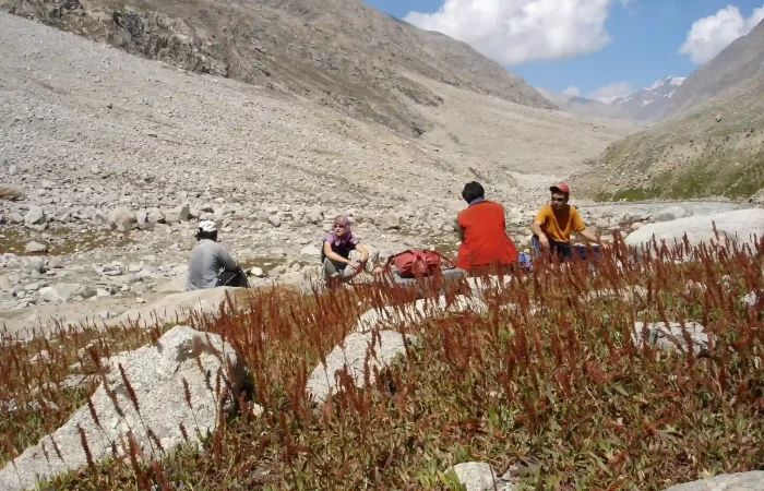 Trekkers chilling on Darcha Padum Trek