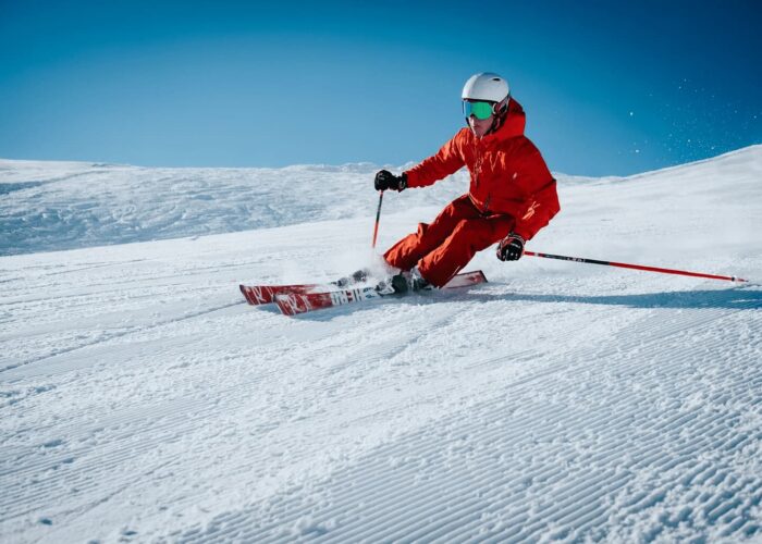 day skiing in solang valley manali indian himalayas with professional instructor