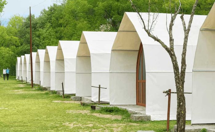 camping in manali riverside camp himachal indian himalayas