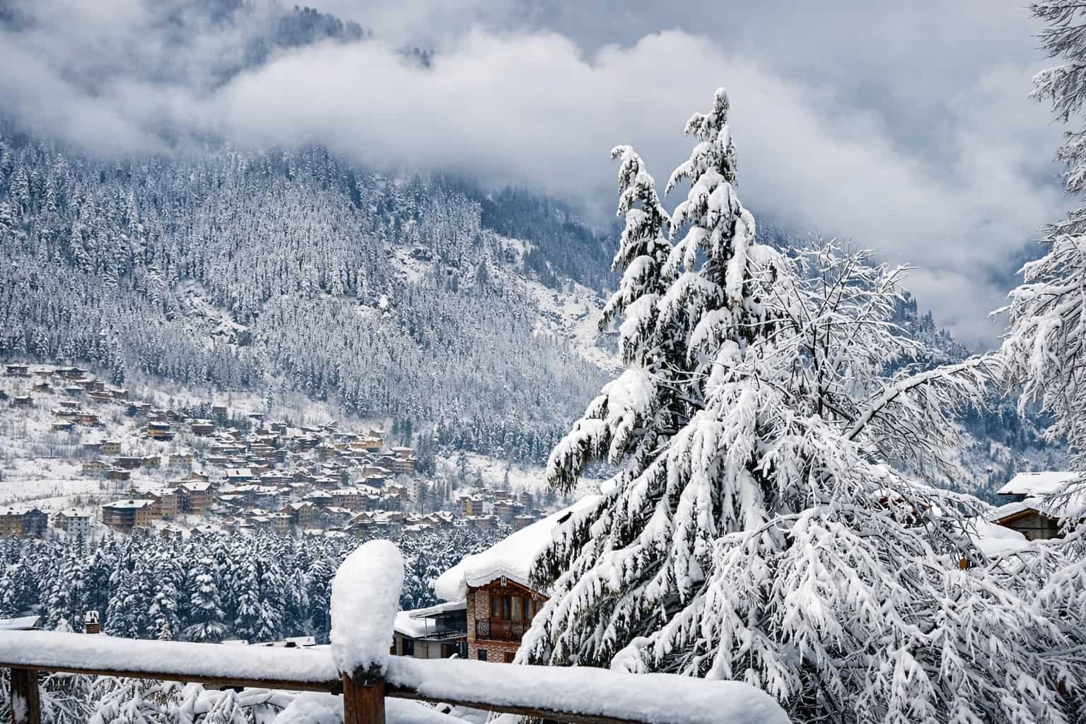 winter adventure in manali