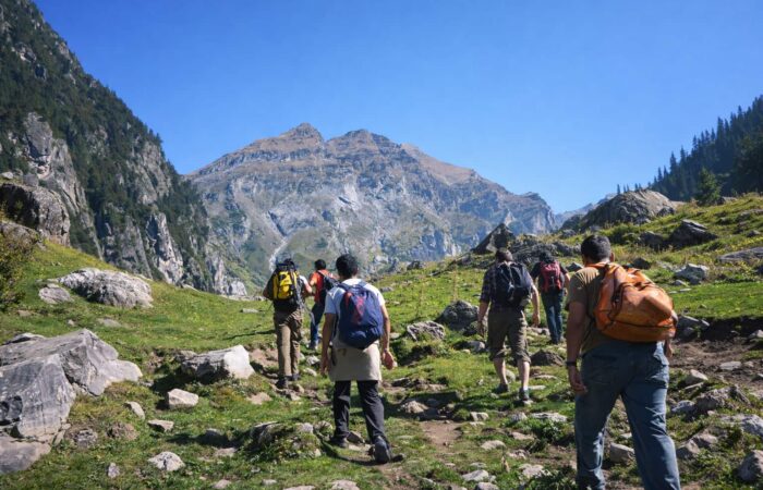 Hamta to Chikka day hike in Manali through alpine meadows in the Indian Himalayas