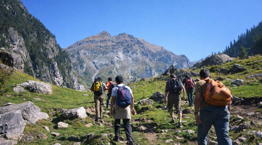 Hamta to Chikka day hike in Manali through alpine meadows in the Indian Himalayas